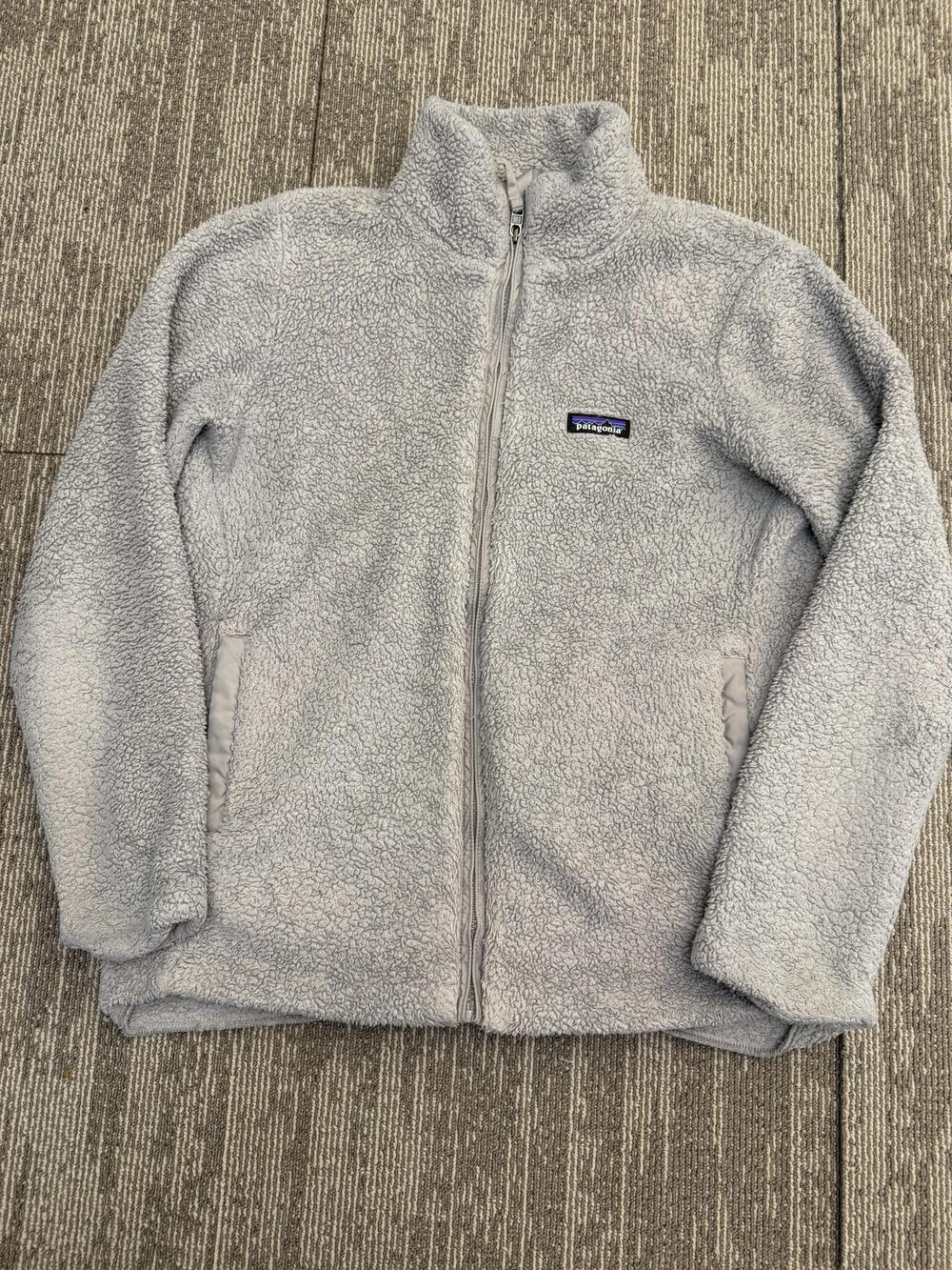 Patagonia Sweater Womens Medium Gray Full Zip Fleece Sherpa Jacket Outdoors Cozy